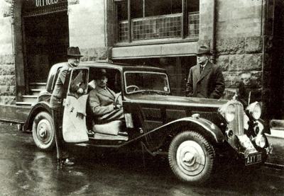 1935 Triumph Gloria saloon